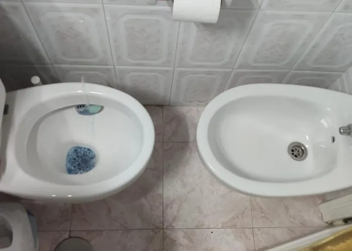 홈스테이 3 Tercera Planta Sin Ascensor No Es Piso Entero! Compartir Bano Y Cocina ! *